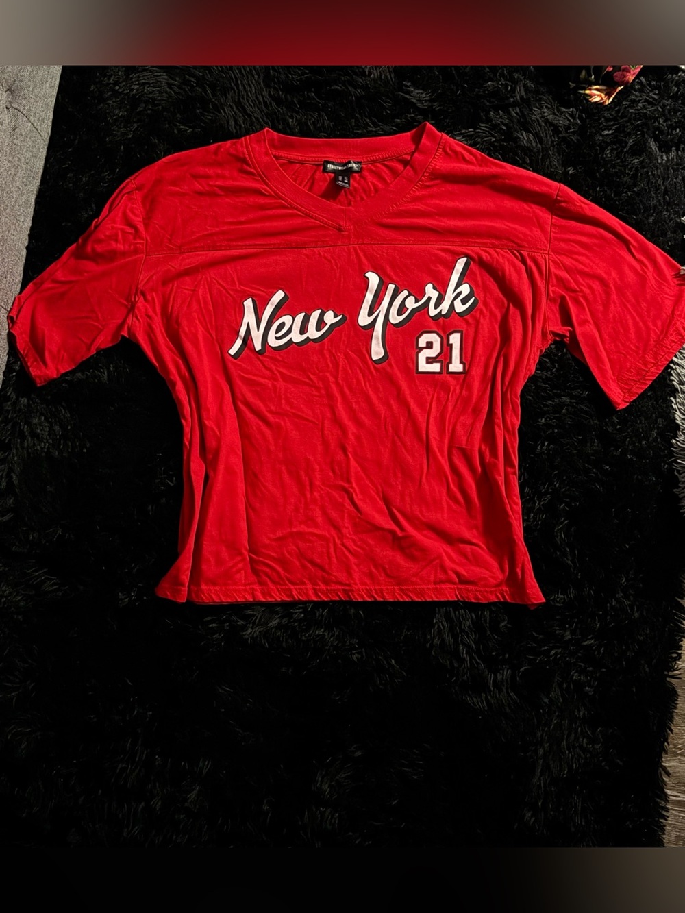 3/$20🛒 Streetwear Society 'New York 21' Red V-Neck Short Sleeve Tee